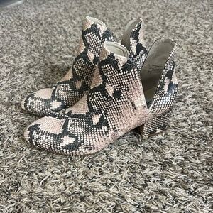 steve madden snakeskin booties